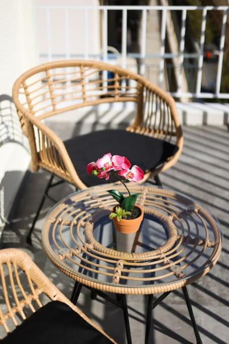 Blue Delta Apartment Palaio Faliro أثينا المظهر الخارجي الصورة