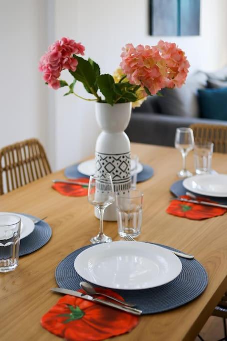 Blue Delta Apartment Palaio Faliro أثينا المظهر الخارجي الصورة